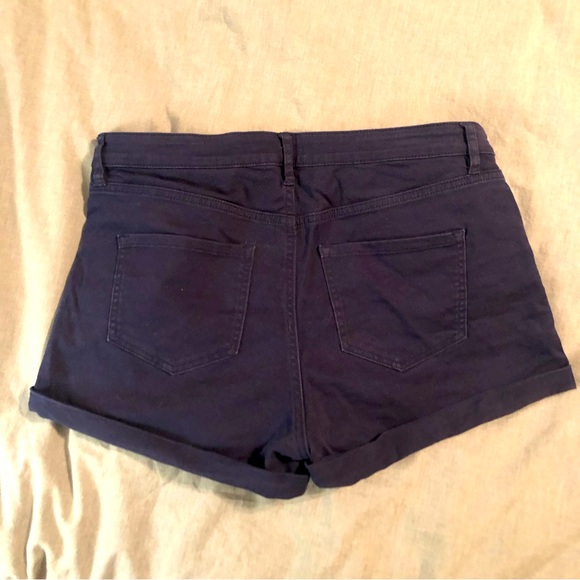 High waisted shorts - navy blue size 10 H&M - Picture 2 of 3